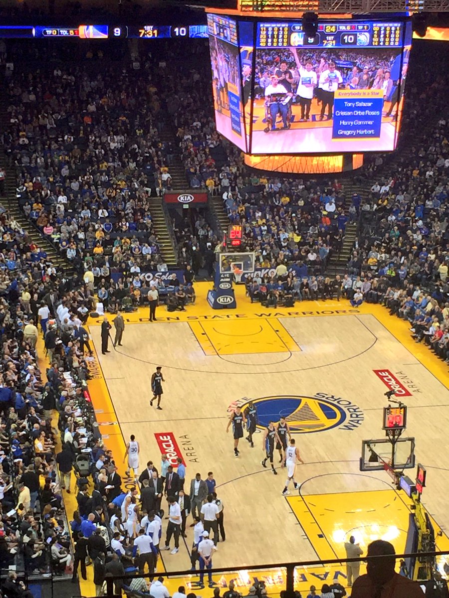 everybodyisstar's tweet photo. Our Star Tony Salazar being honored with the Inspriational Leadership Award at the @warriors game! #EIAS https://t.co/YXcPkxP3dx