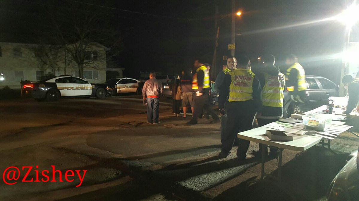 zishey's tweet image. Alert: PD - FD and Chaverim operating on a search for a missing 11 year old girl in spring Valley