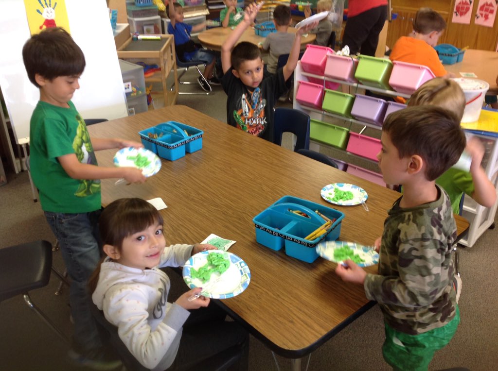 MoragaMrs's tweet photo. Yes! We love green eggs! Happy Birthday Dr. Seuss! https://t.co/jd4rYLQJTE