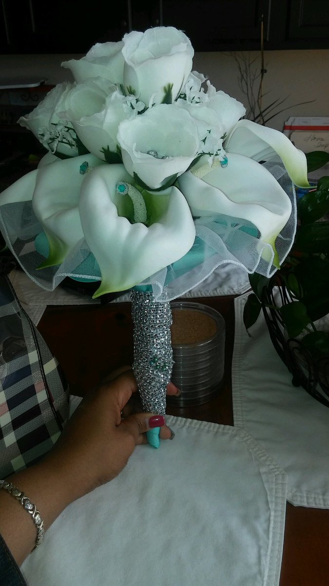 CreatebyAnnette's tweet image. Want some Bling in your Event contact #creationsbyannette.alp@gmail.com on FB, Instagram and Twitter today!