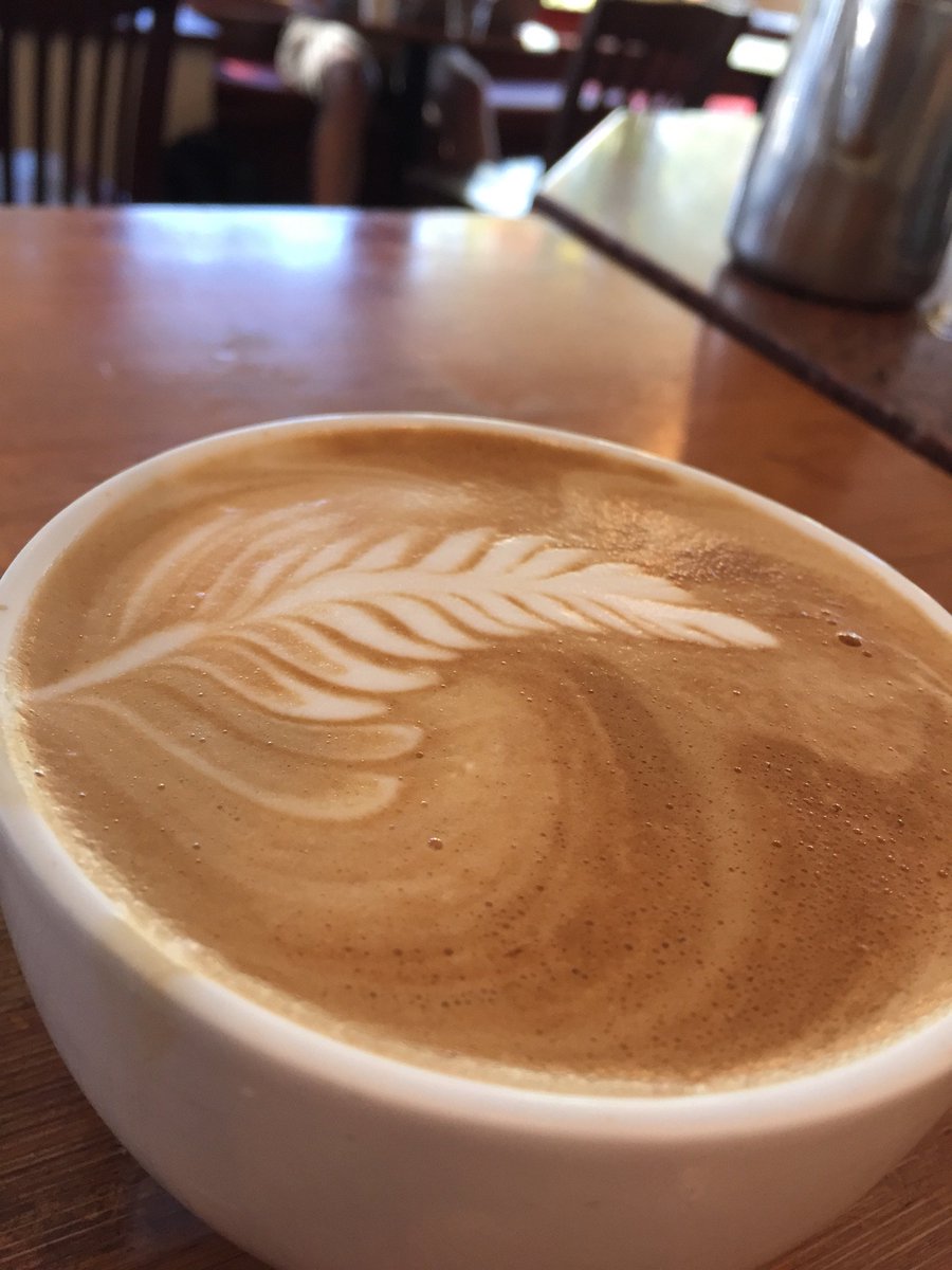 _Edge_Coffee's tweet photo. Anthony cranking out some lovely Rosettas. #barista #latteart #coffee #art #excited https://t.co/42LYQ0mB2A