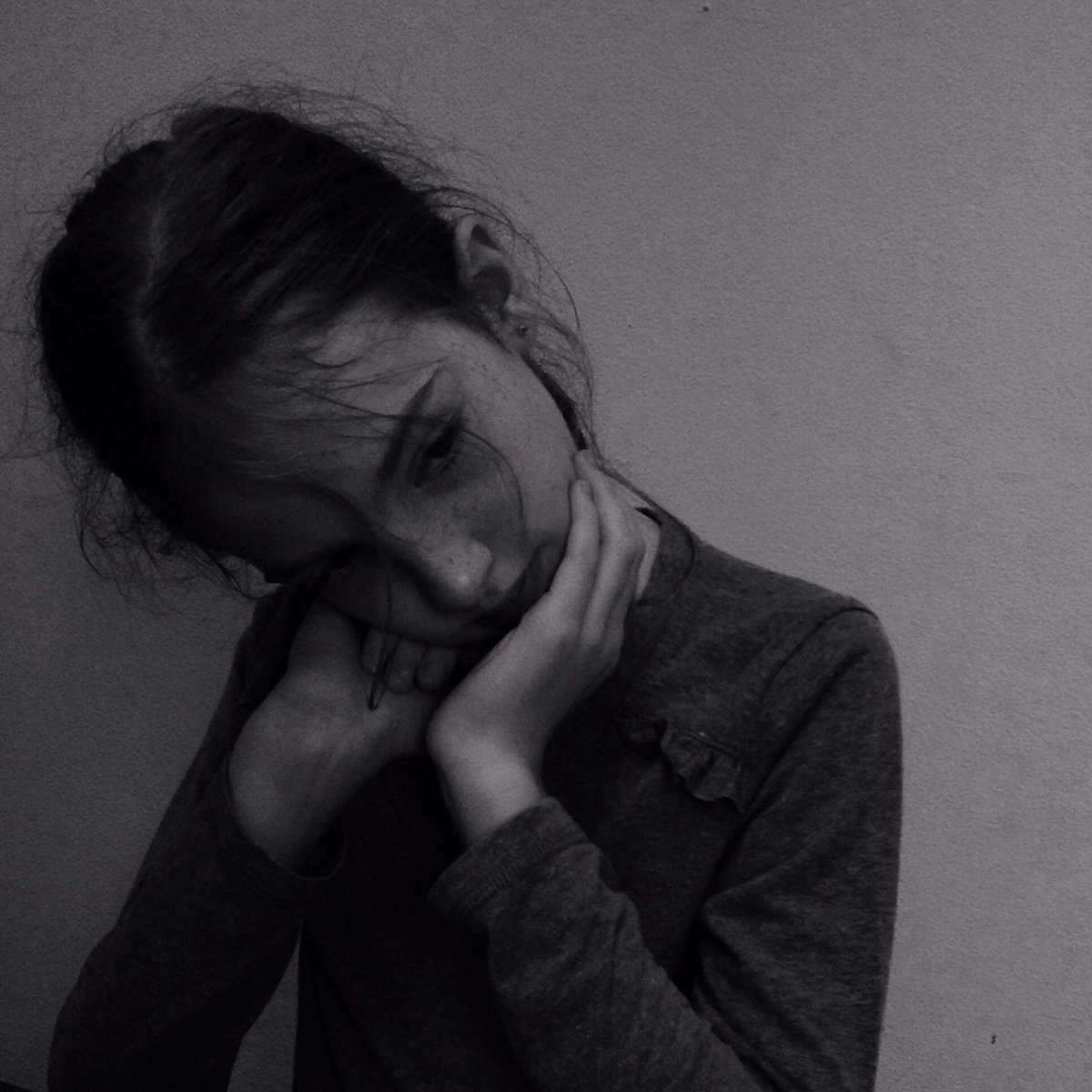 aspiritofplace's tweet photo. God my 9 year olds are talented. This is a series of portraits taken by one of them in class #portraits #headon16 https://t.co/YIgDUQrFzR