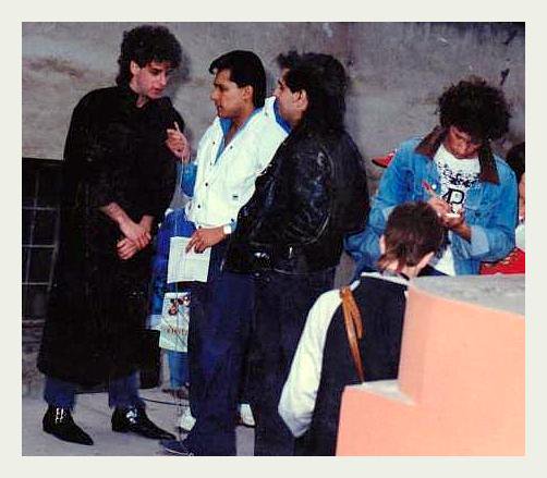DonjaimestereOK's tweet photo. l SODA HISTORIA

EN PERÙ 1987.
ENTRVISTA POR @randycalandra https://t.co/zFBl0vKmSr