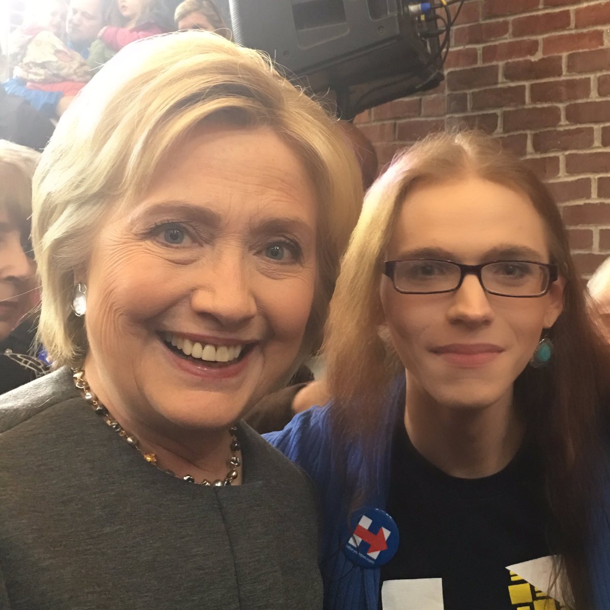 JacquelynMRyan's tweet photo. Thank you @HillaryClinton for being the fighter the #Trans community needs! #LGBTforHillary #TransforHillary https://t.co/L5zvt5Yldk