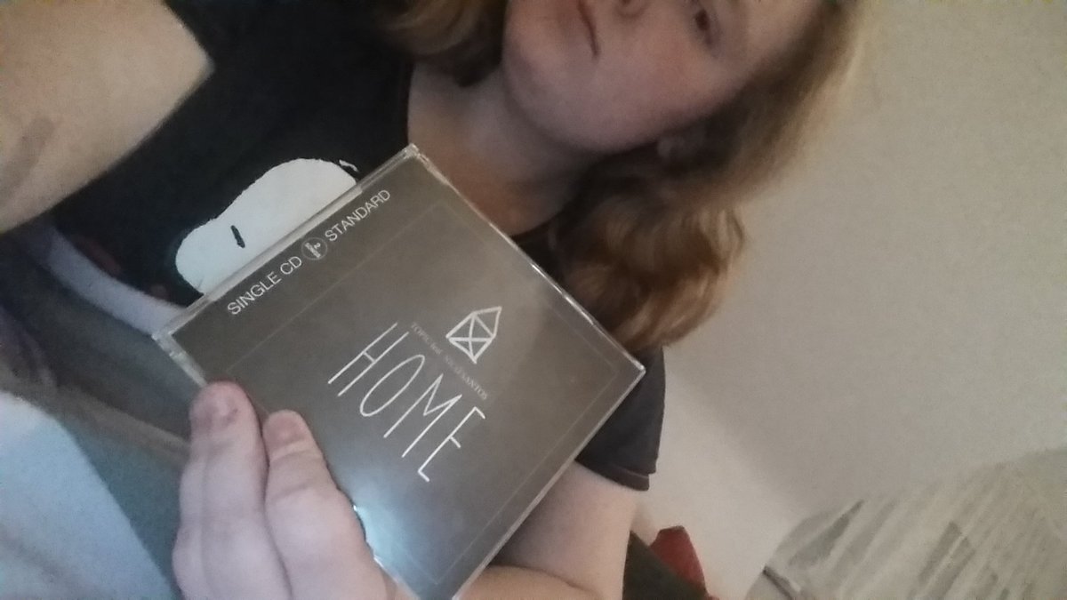 nicole_thesen's tweet photo. Mega stolz auf dich ❤❤❤ @topicmusictv #topicarmyhome https://t.co/ZLwvbD2WA8