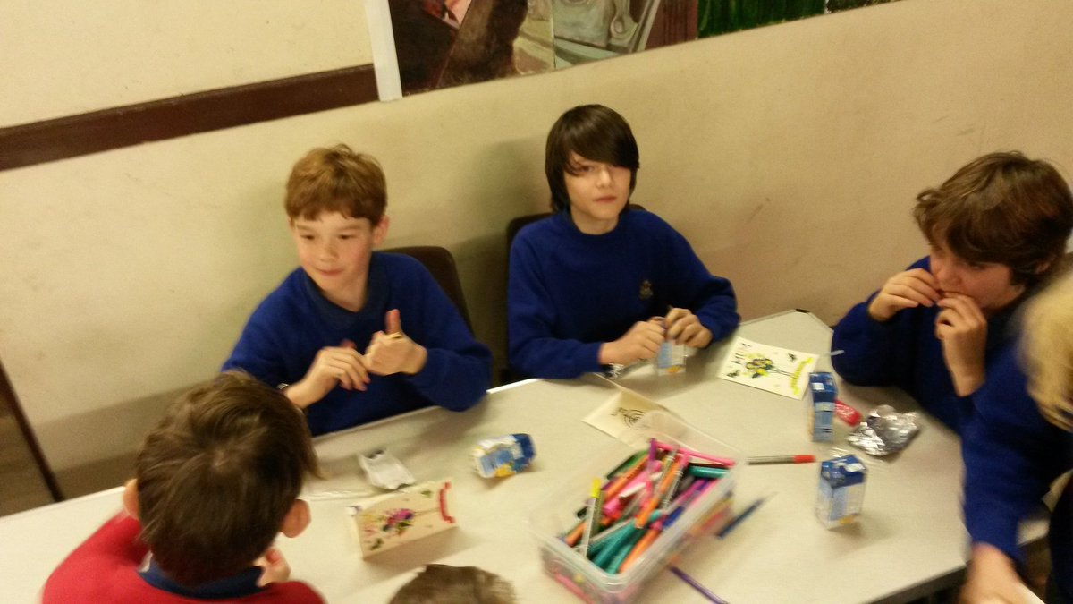 10th_BrightonBB's tweet photo. Anchors and Juniors making #MothersDay cards https://t.co/YLqdjyYFDu
