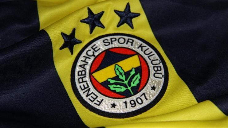 bilgisizzbilge's tweet photo. #Fenerbahce Kadıköy efsanesini devam ettirdi. #vanpersi farkı https://t.co/ScoZZrBQIM