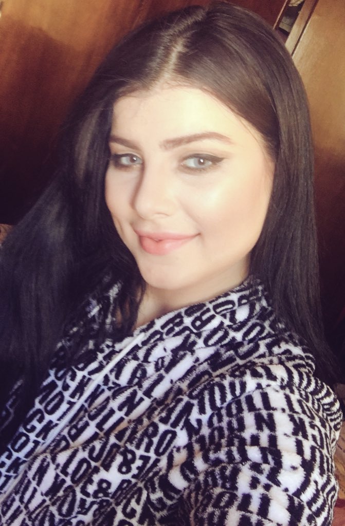 ealfannews's tweet photo. صلو علي رسول الله "ص"
ياجبل مايهزك ريح 
تابعو السلطانة @HananeElKhader علي حسابها بركانة #الفن القادمة https://t.co/hXsv60nZKR