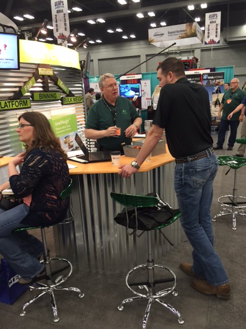 CulturaScale's tweet photo. Allen Smith can tell you how your #grain business can benefit from a strong bin management system. #GEAPS16 https://t.co/j11Q94eptV