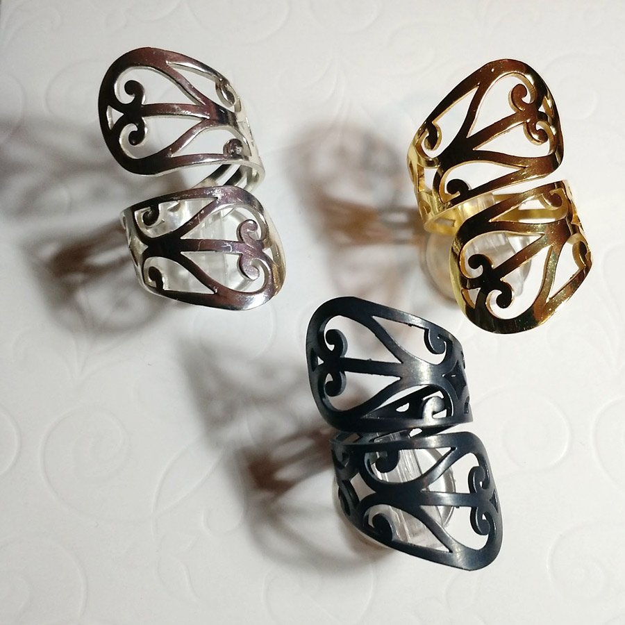 Stories2Wear's tweet image. Ironwork Spiral Ring @ the #etsyshop here:  etsy.me/1XW0zYm
 #fibonaccispirals #spiralstaircase #ironwork