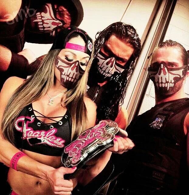 souleman80's tweet photo. @BellaTwinsMania https://t.co/sFZemdd9ci