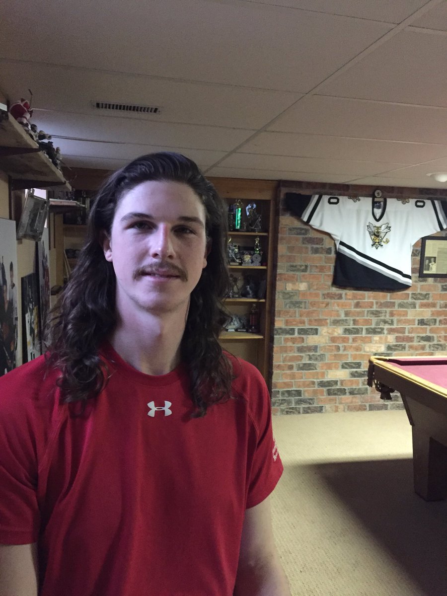 Biggerwheel's tweet photo. @Dean_Murdoch long lost son? #deanjr #deadlystash https://t.co/jFYnezxq2Q