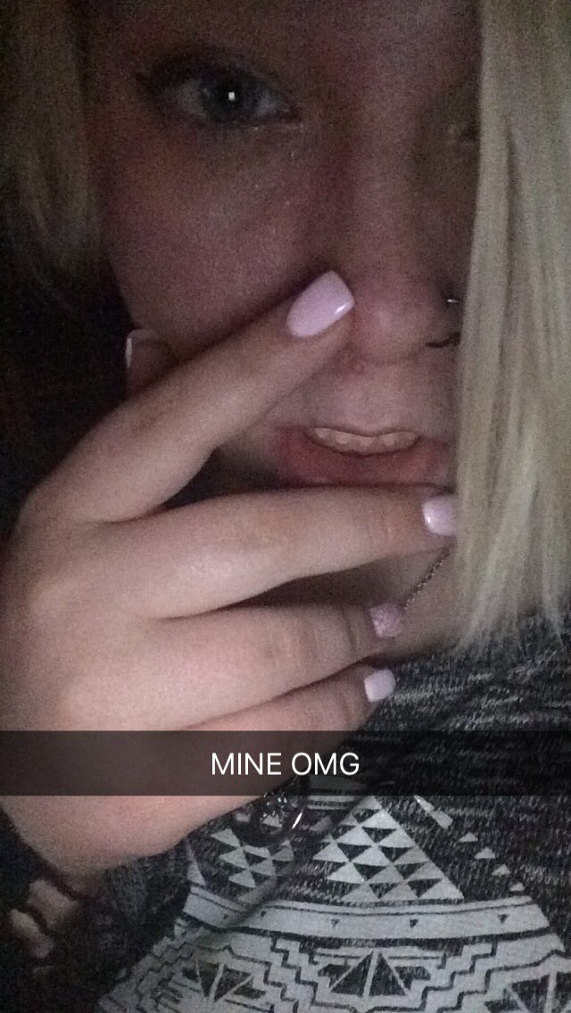 harmlessamber's tweet image. 