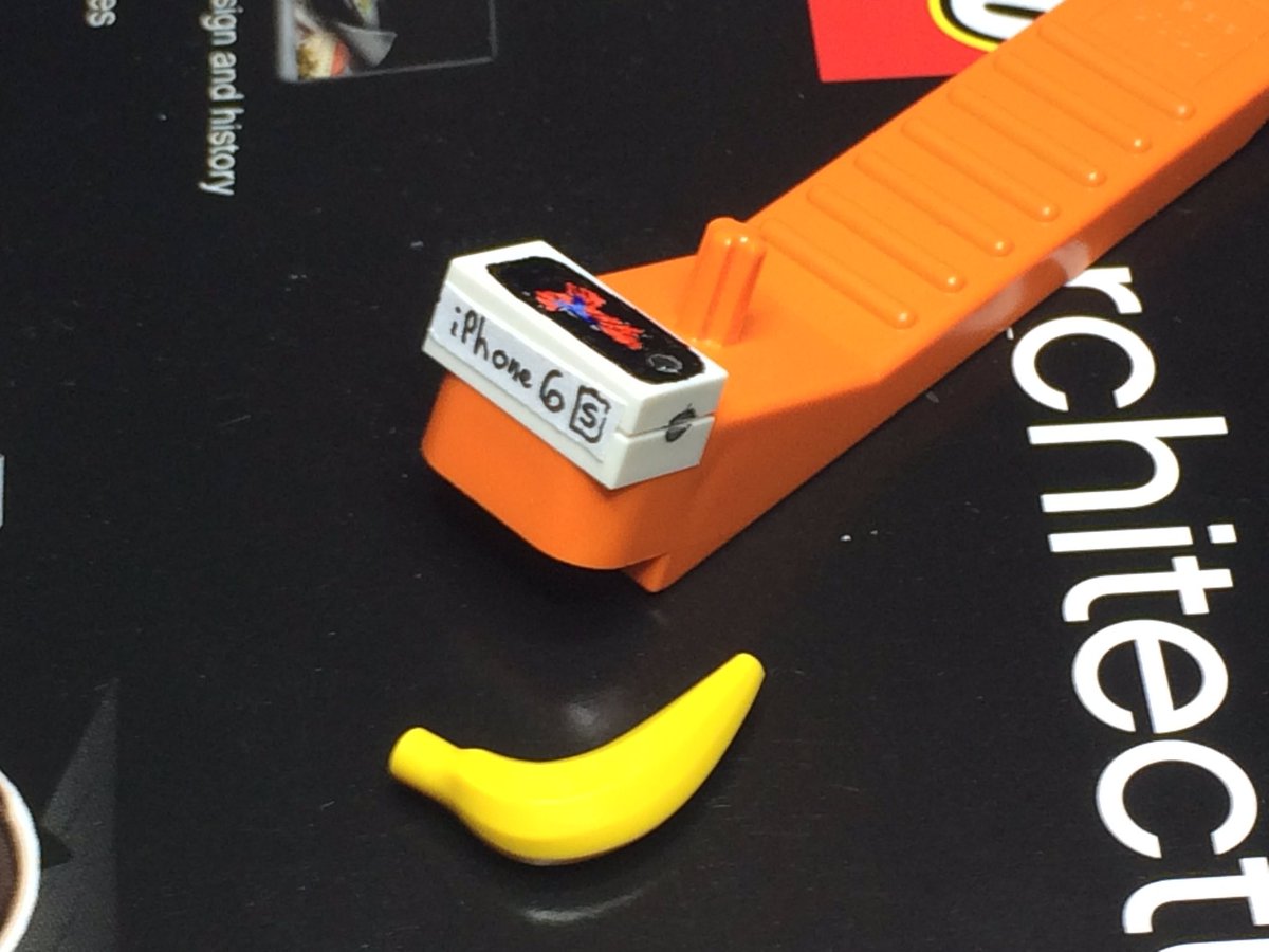 attrobot's tweet photo. Just ordered my new Lego iPhone 6s #lifeatatt https://t.co/nMjxxWktVN