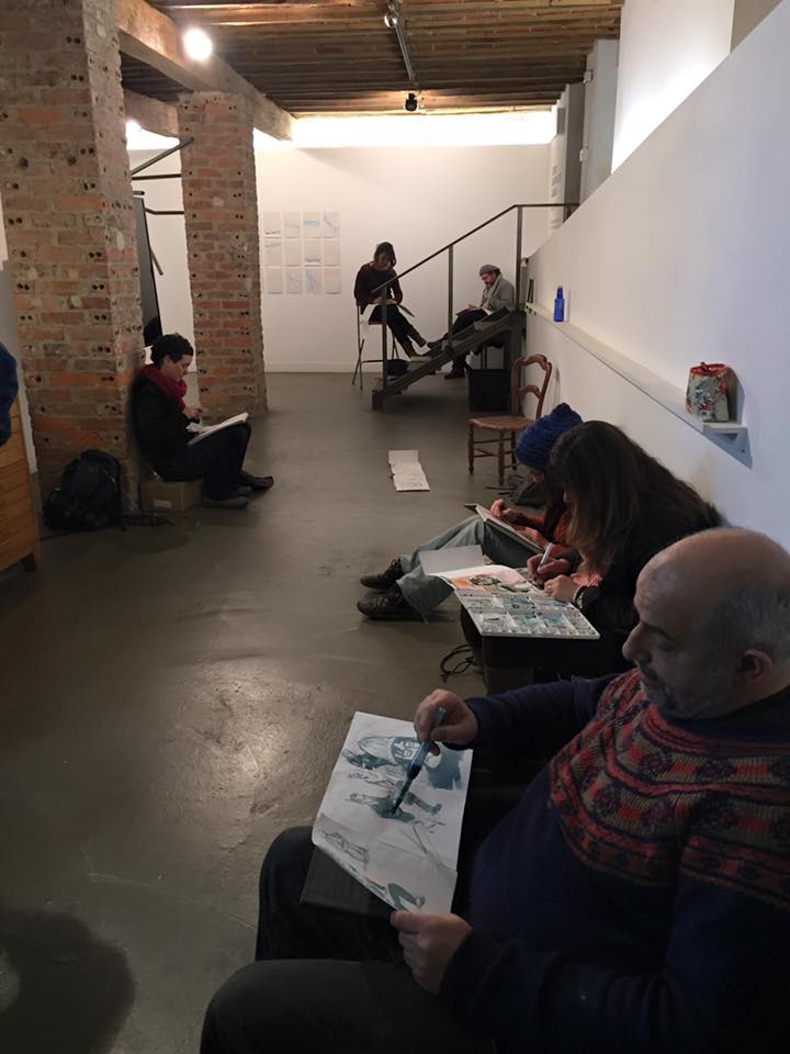 Esta tarde hemos estado dibujando en @GaleriaLaTaller #urbansketchers #Bilbao #Dibujo
