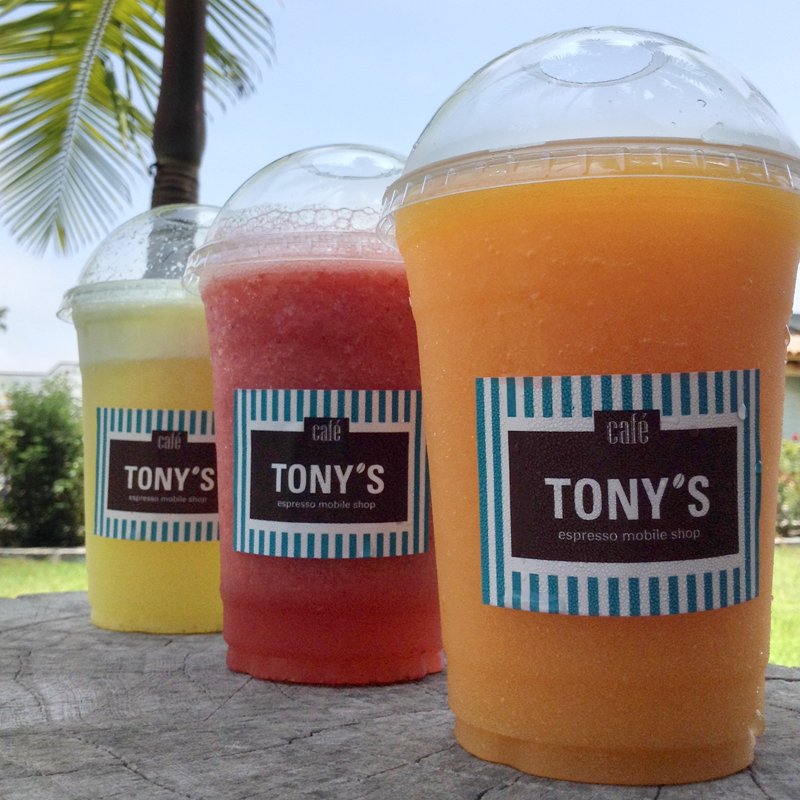TonysCafePE's tweet photo. ¡Tardó un poco pero salió el #sol! ¿Un #juguito para celebrar? ;) https://t.co/L5aO75i4JF