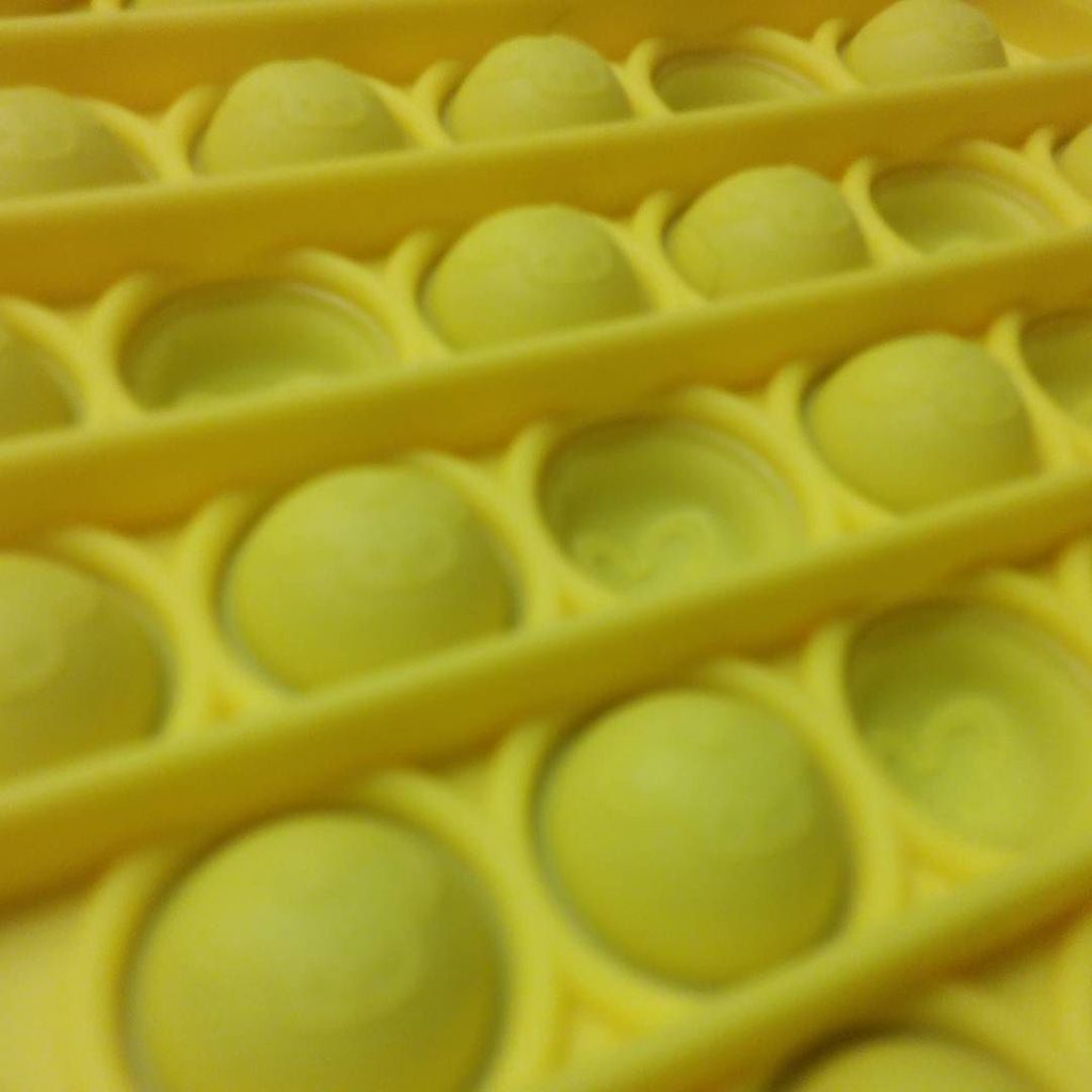 Is this a
a) coaster
b) stress-buster
c) game?

#infinitebubblewrap #TaGcentral #foxmind ift.tt/21xlhU4