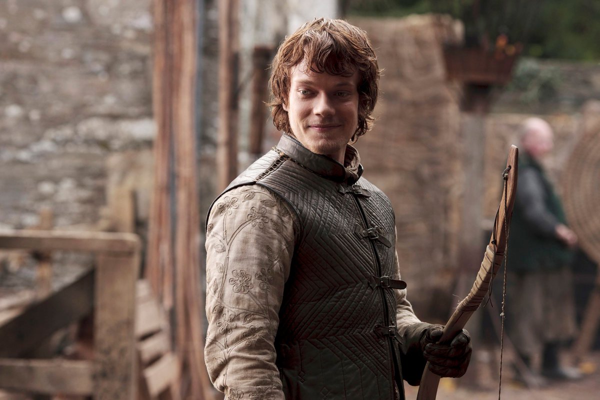 "That young man had a way of looking as though he knew some secret jest that only he was privy to."
#asoiaf