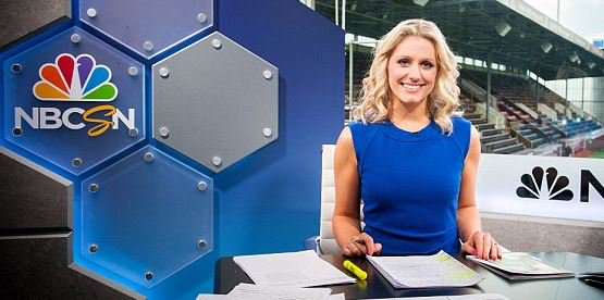 Rebecca Lowe Premier League English Presenter Rebecca Lowe Nbc Sport Premier League Coverage Usa Mailonline Sport Scoopnest