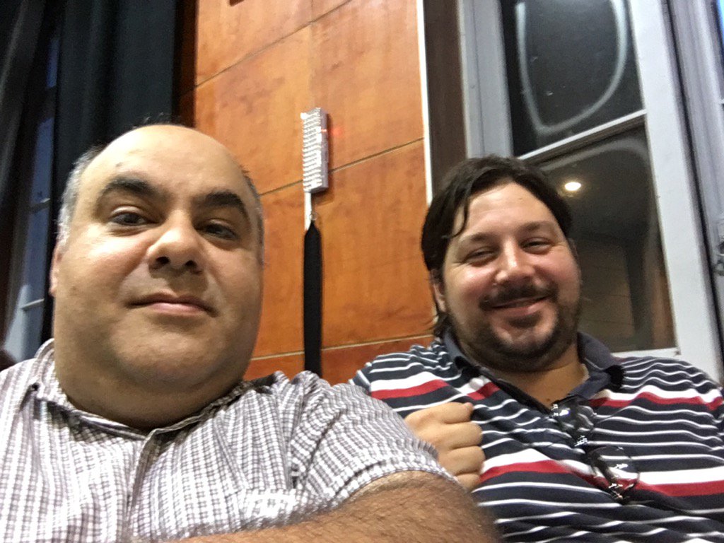 jox1973's tweet photo. Con el cumpleañero en nuestro primer día de clases #FHUCE (estamos trabajando en equipo!) https://t.co/tOdLnRfIR4