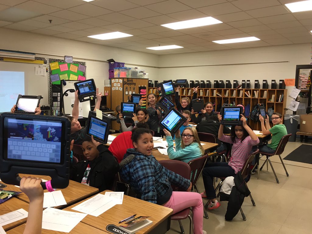 Eastern fifth graders so excited to go 1 to 1 with iPads today!@4KristenEnglish #WCPSmd #WCPSDigitalLearning