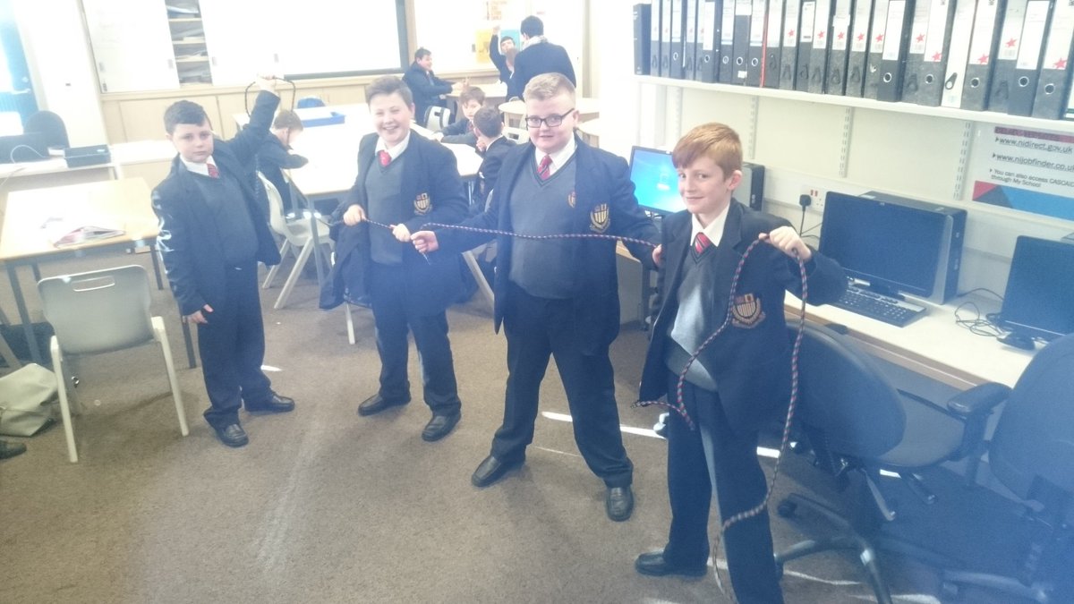 ModelCEIAG's tweet image. @Model_LFLW 9GcBarnardo's AllStars 'Teamwork Tasks' Magic paper,Helium stick, Knotted rope.Who was the most patient?