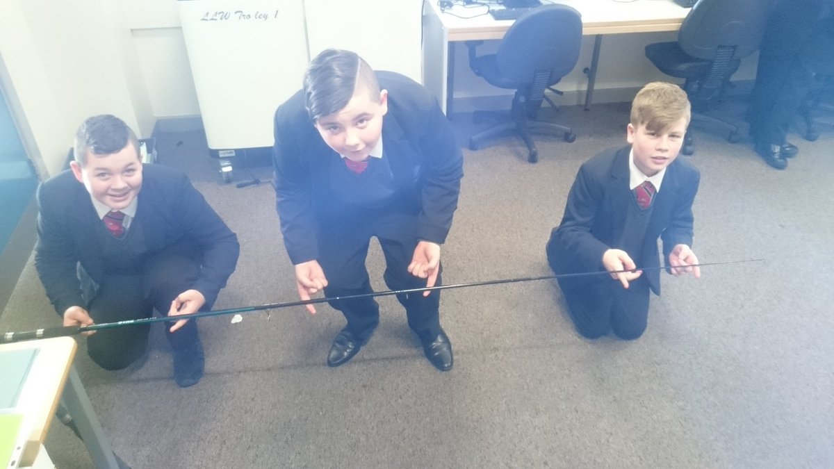 ModelCEIAG's tweet image. @Model_LFLW 9GcBarnardo's AllStars 'Teamwork Tasks' Magic paper,Helium stick, Knotted rope.Who was the most patient?