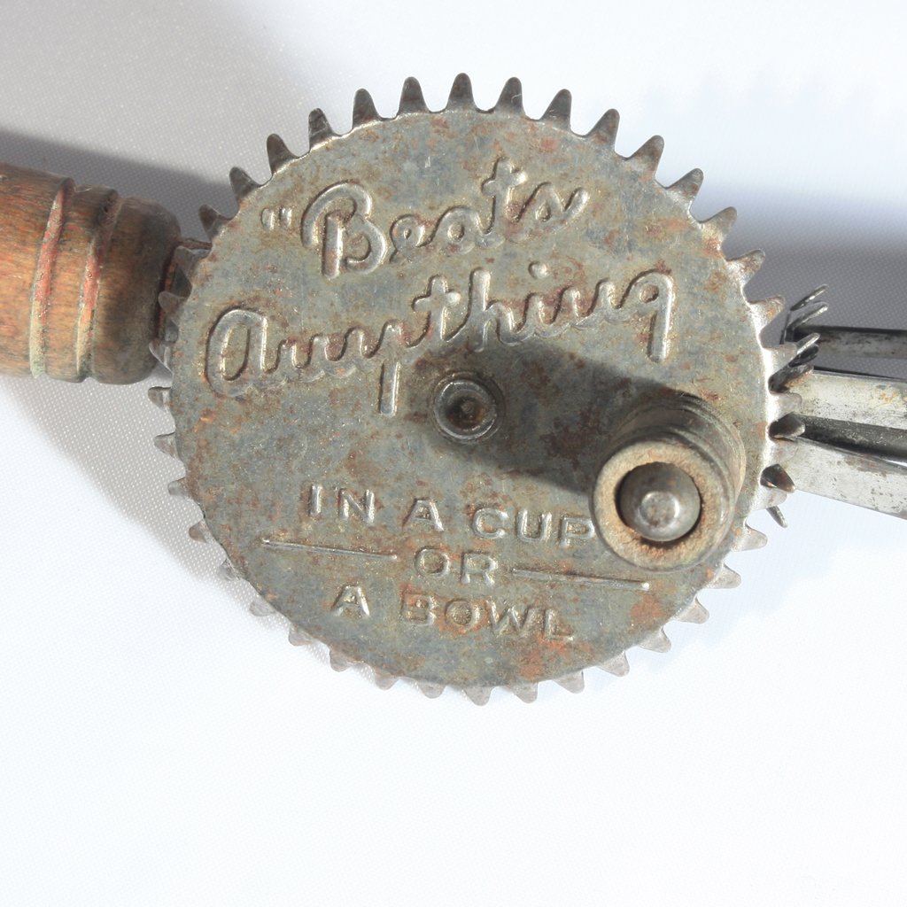 salamanderalley's tweet image. A &amp;amp; J Small Egg Beater #kitchen #gadgets #vintage #decor etsy.com/listing/249843…