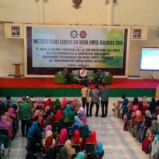 pmii_ss's tweet photo. Motivasi Sukses Sarjana UIN Sunan Ampel Surabaya 2016 oleh pak @imam_nahrawi. Cc @uinsainfo https://t.co/9T7XhzkSza