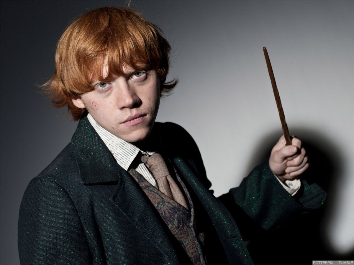 EiProfeta's tweet photo. ¿#HappyBirthdayJustinBieber? Muggles... Hoy es el cumpleaños de Ronald Weasley. https://t.co/x5FUkMjmkG
