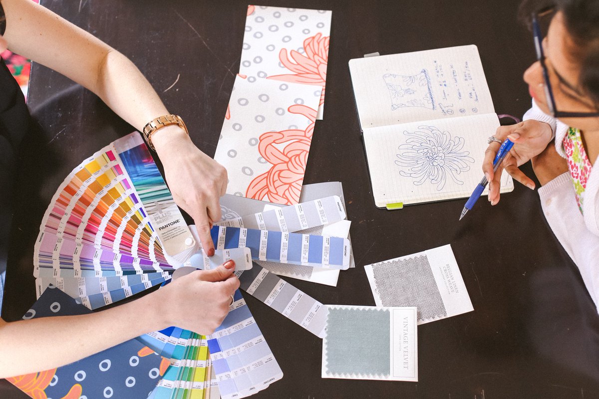 We're excited to feature Erin of <a href="/RelativityTxtl/">Relativity Textiles</a> today (and believe us, it's a must-read!) bit.ly/1QQEJ9g