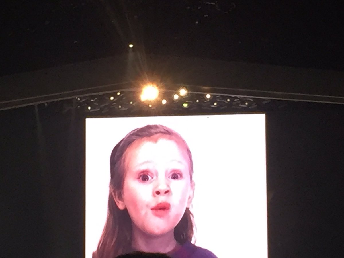 emcd005's tweet photo. Unbelievable from @Adele what an absolute honour to witness her first ever tour date #AdeleLive2016 #AdeleLive2016 💗 https://t.co/yBN6440MEZ
