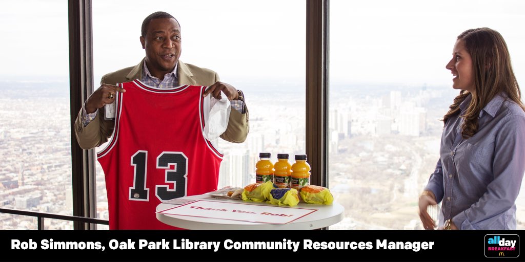 McD_Chicago's tweet image. Rob loves basketball, we love Rob's all day love for Oak Park's community. Match made in #AllDayBreakfast heaven!