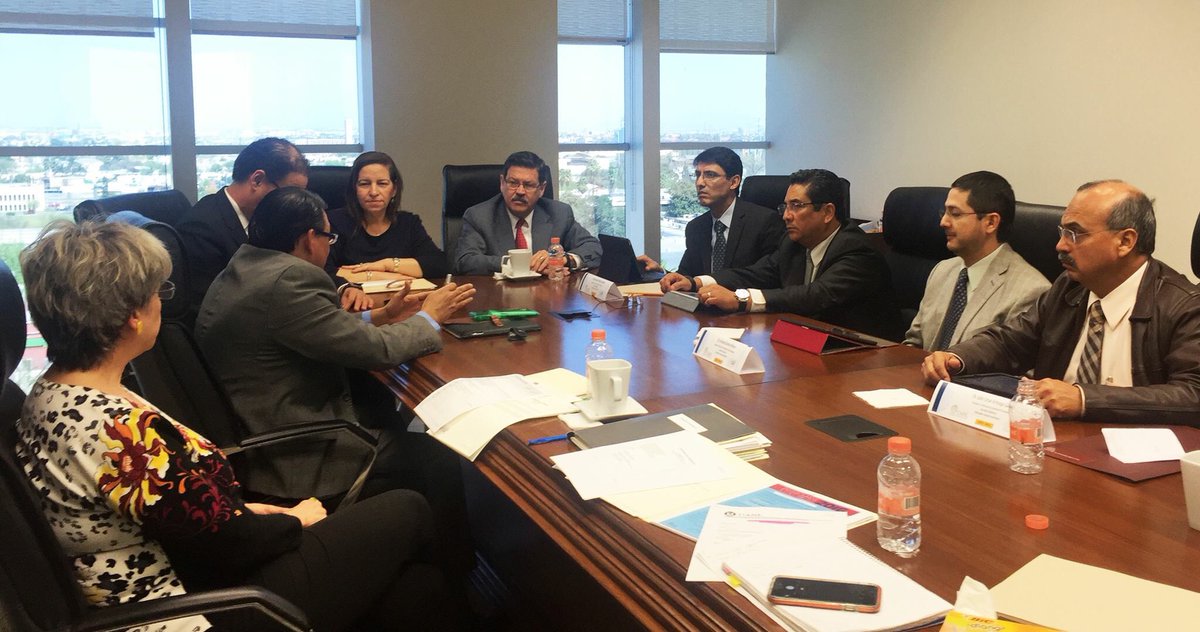 RogelioGzaUANL's tweet photo. En la reunión se aprobó la Especialidad en Sustentabilidad de los Procesos del Petróleo que  impartirá la @FCQ_UANL. https://t.co/yhZ3x8p0Fd