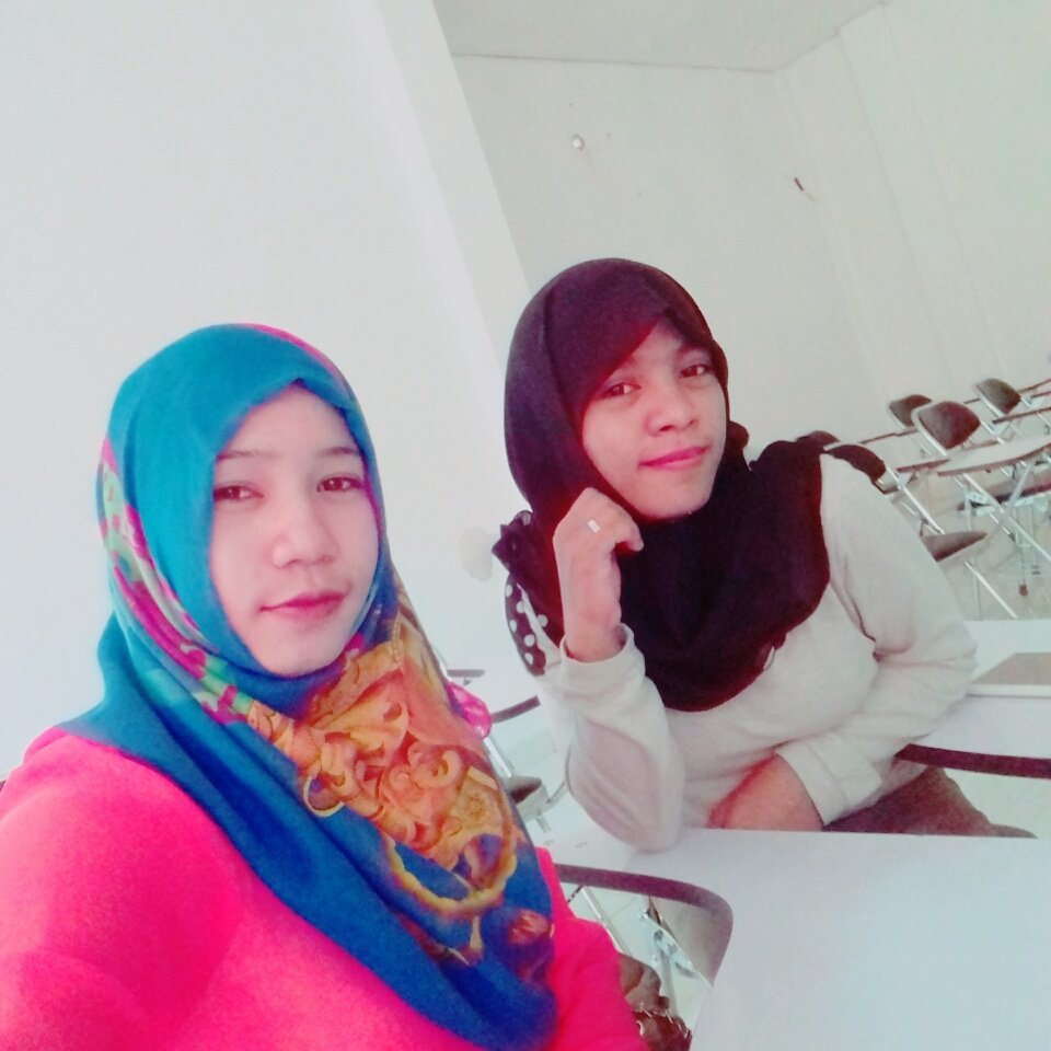 Momen paling indah saat selfie bareng teman