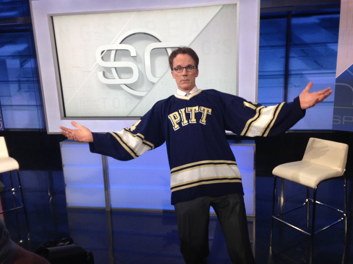 Buccigross's tweet photo. Talking hockey with @notthefakeSVP next on @SportsCenter ..#clubhawkeyiscawlidgehawkey https://t.co/Y7biwwiajC