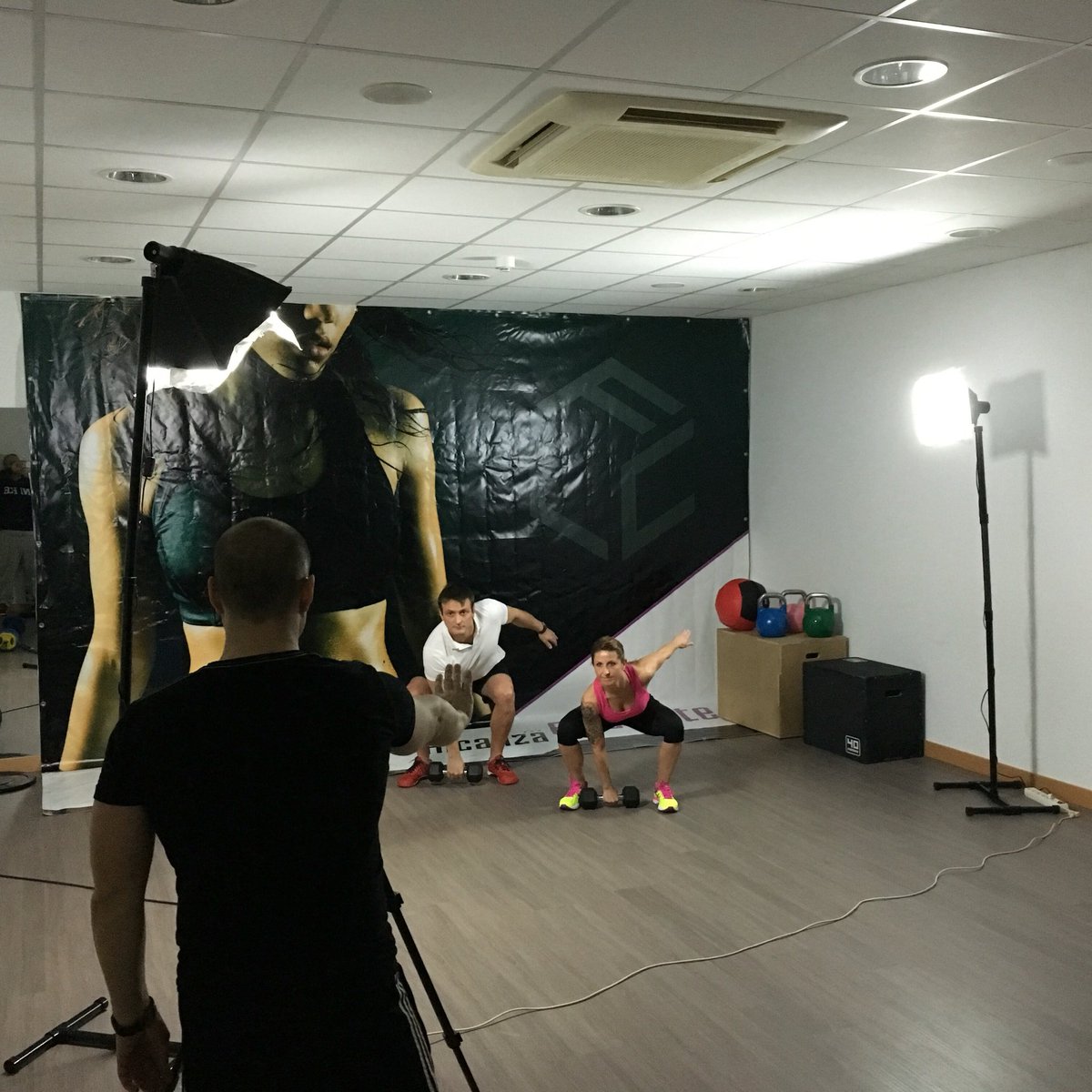 bitorintxo's tweet photo. lacajadelfitness #entrenamientofuncional #materialdeportivo @israel_anaut @JorgeGlobalFit @MetodoXtrem @Osyfis https://t.co/mQbuHTICWO