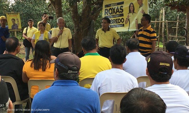 eng_ellensarona's tweet photo. Para sa mga magsasaka at mangingisda, ang plano ni Mar Roxas: Bukid Revolution.#marwithplan #roxasna https://t.co/Ak3VmY6ynA