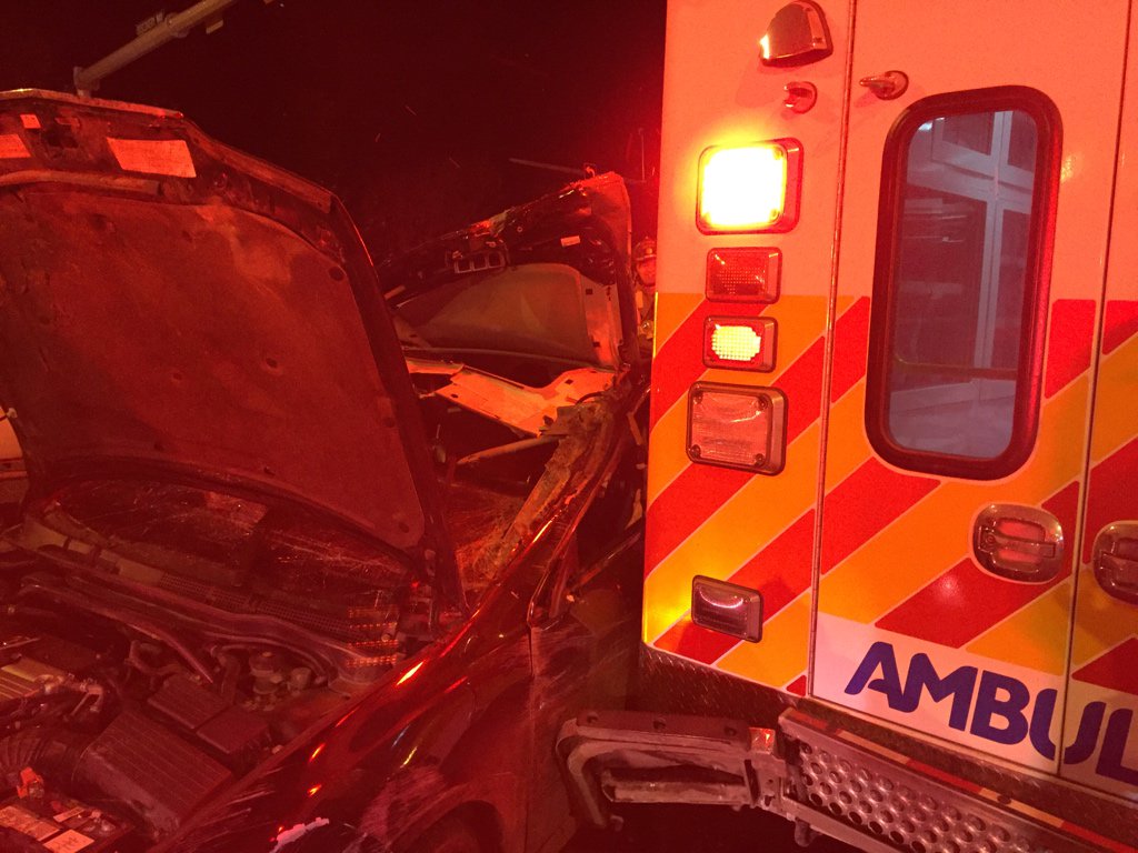 #Leduc #fire #amblance struck at intersection. Medics ok. 1 pt transported #closecall