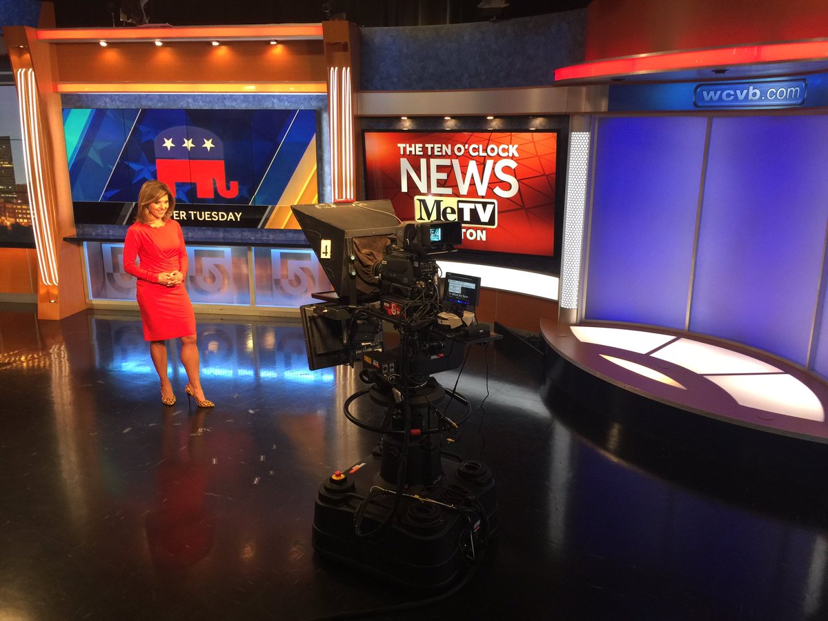 WCVB's tweet photo. .@mariastephanos standing in spot called the "fishbowl" The Ten O'clock News on  @MeTVBoston https://t.co/rxsPPvTQhb https://t.co/BNIlOkWw1r