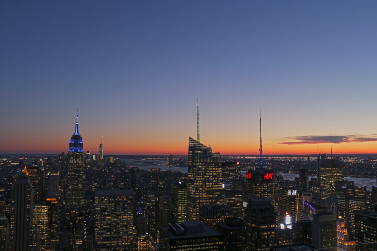 LJV_Productions's tweet photo. #NYCPhotography Check out the rest of the photos here!: https://t.co/37ipbPkglu https://t.co/fEK6oSl2Ye
