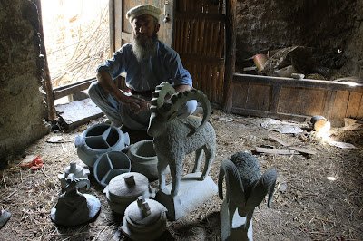 odysseuslahori's tweet photo. Grit of Stone https://t.co/rQ5SCttQRz #AChorusofCraft, #BookofDays2016, #Crafts https://t.co/8GF6wG6r94
