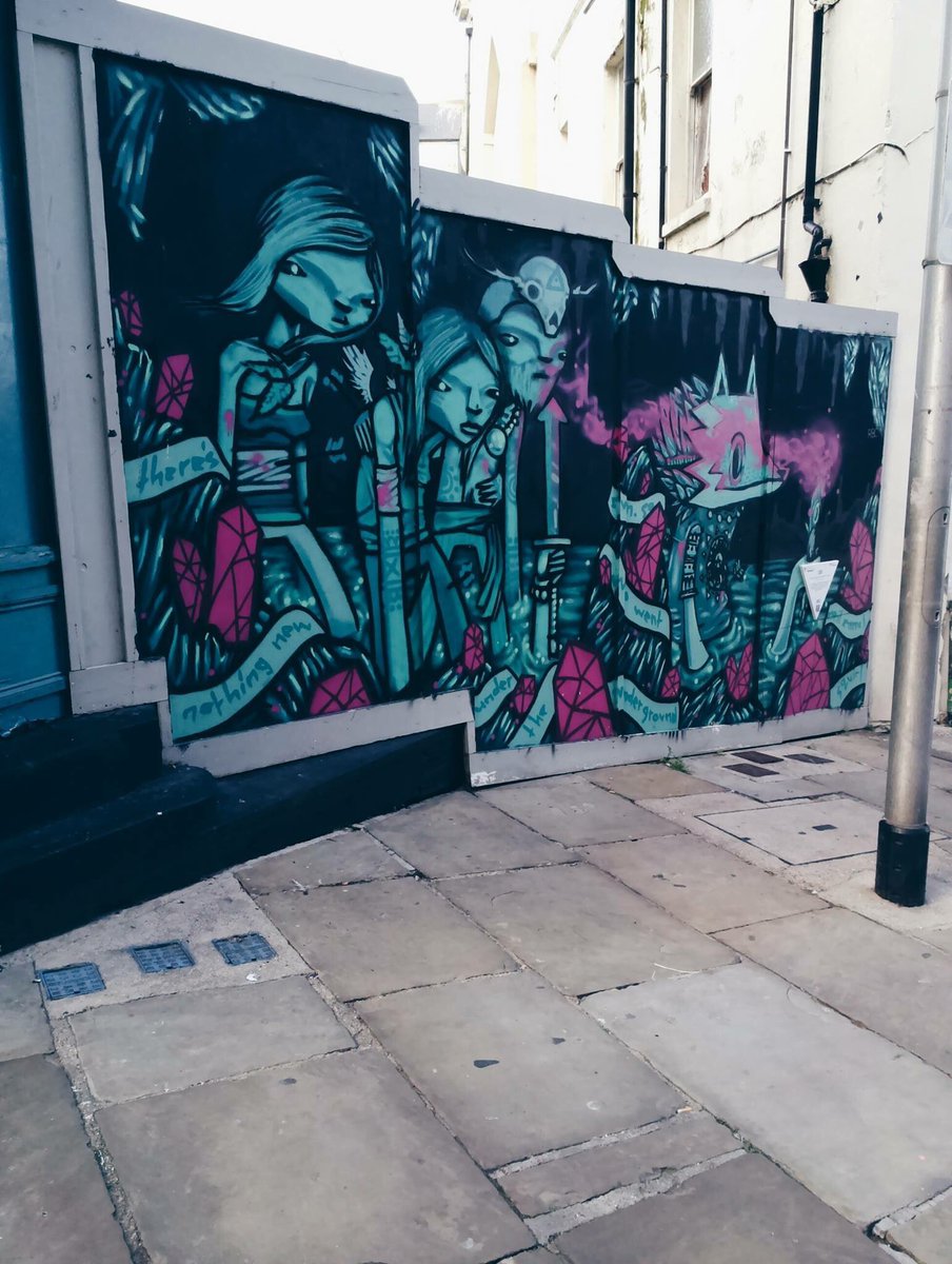 ARebelsBrush's tweet photo. Street art from the #UnitedKingdom a submission for Rosa Ho. Remember to submit any street art #StreetArt #RebelsArt https://t.co/V02YtpBzNc