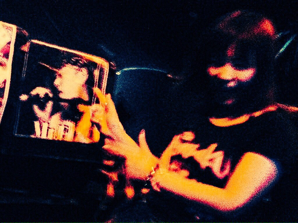 busaichedelic's tweet photo. もう、今夜か。#HyperSpaceRealJunkF 入場無料、通常営業バー #PunkRock DJ パーティー +今回は何と、トークショー!? #NAGOYA_HUCKFINN 7p-1a #名古屋 …さ、何をかけようかな… https://t.co/GPTIvpbLyz
