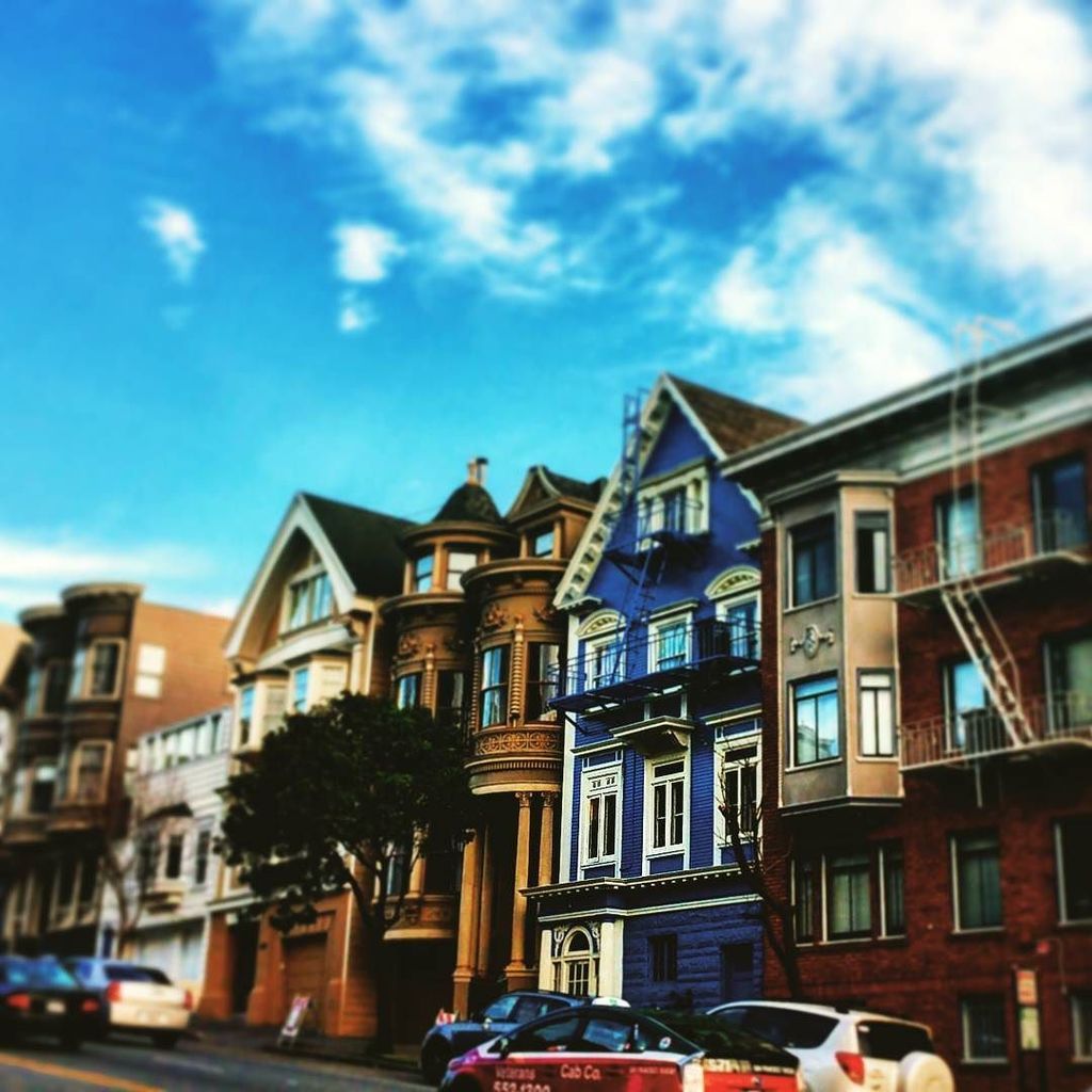 nottinbutaig's tweet photo. #greekcolumns #mondayblues #sanfrancisco by tierrasimbolica https://t.co/to9auYiPZu