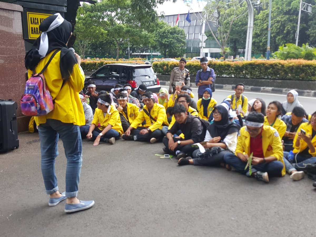 Saat ini sedang dilaksanakan aksi #AdiliSitok LAWAN!!!