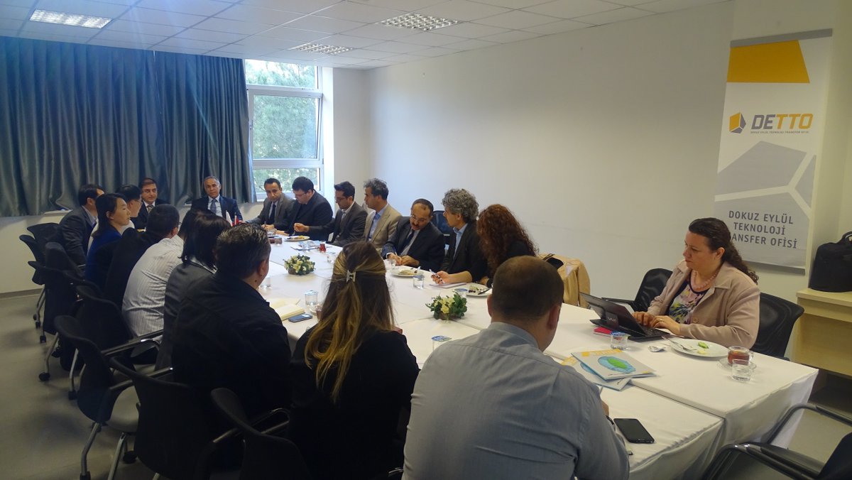 Güney Kore Rayence Tıbbi Cihaz firması ile Bioİzmir İşbirliği Toplantısı DEPARK Teknopark'ta devam ediyor.