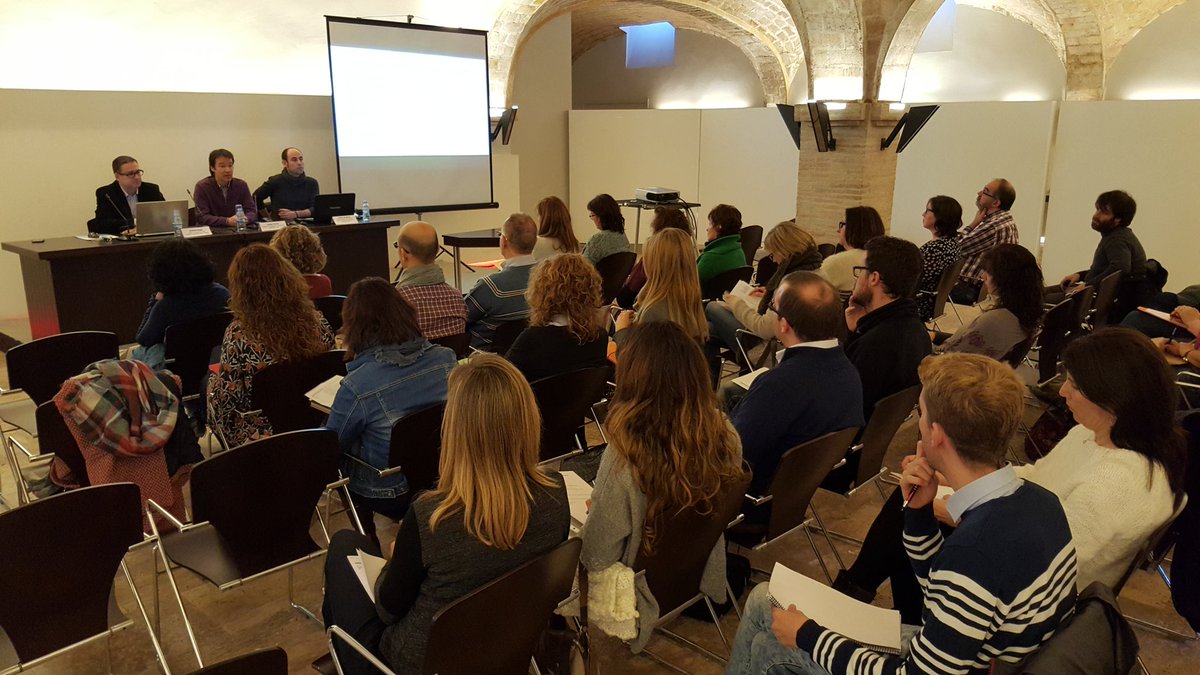 BCN_Antoni's tweet photo. Avui impulsem la contractació electrònica des del @CCGarraf amb el @ConsorciAOC  i en @CarlesdeMena . https://t.co/npIvUN33oe