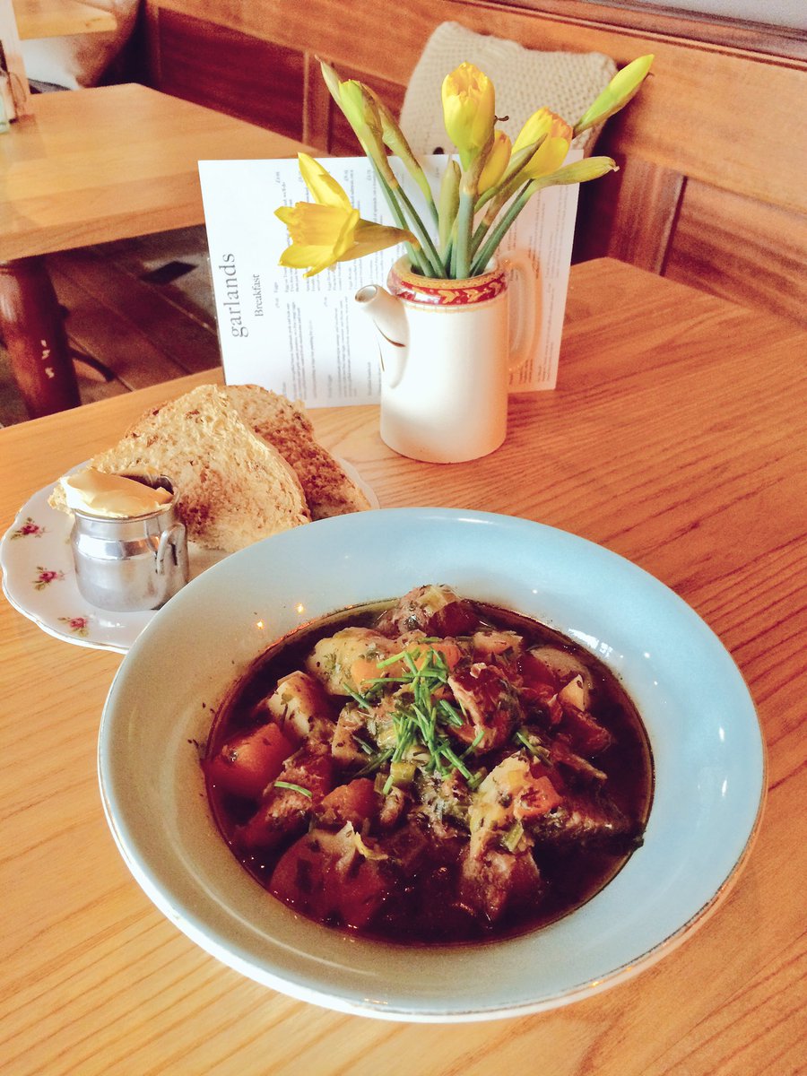 Join us for #StDavidsDay all day with our homemade Lamb Cawl and a Welsh Cake for £5.95.
#GetWelsh