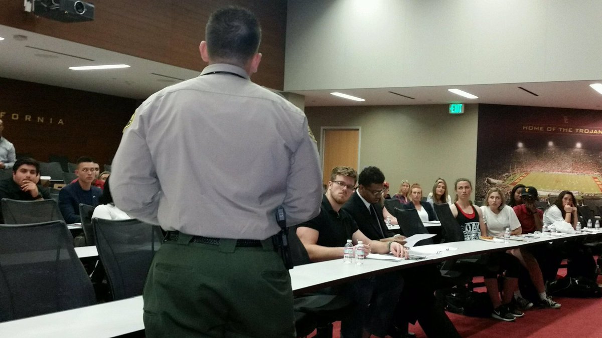LASDMIKE1's tweet photo. Speaking about one of hundreds of jobs performed by Deputy Sheriffs @uscsaas LEO panel! @joinLASD https://t.co/jedRJrbksJ